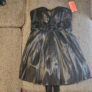 Strapless Black Rose-Band Party Dress
